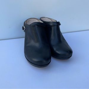 Dansko Womens Professional Clogs Black Size 8 (38 euro)
